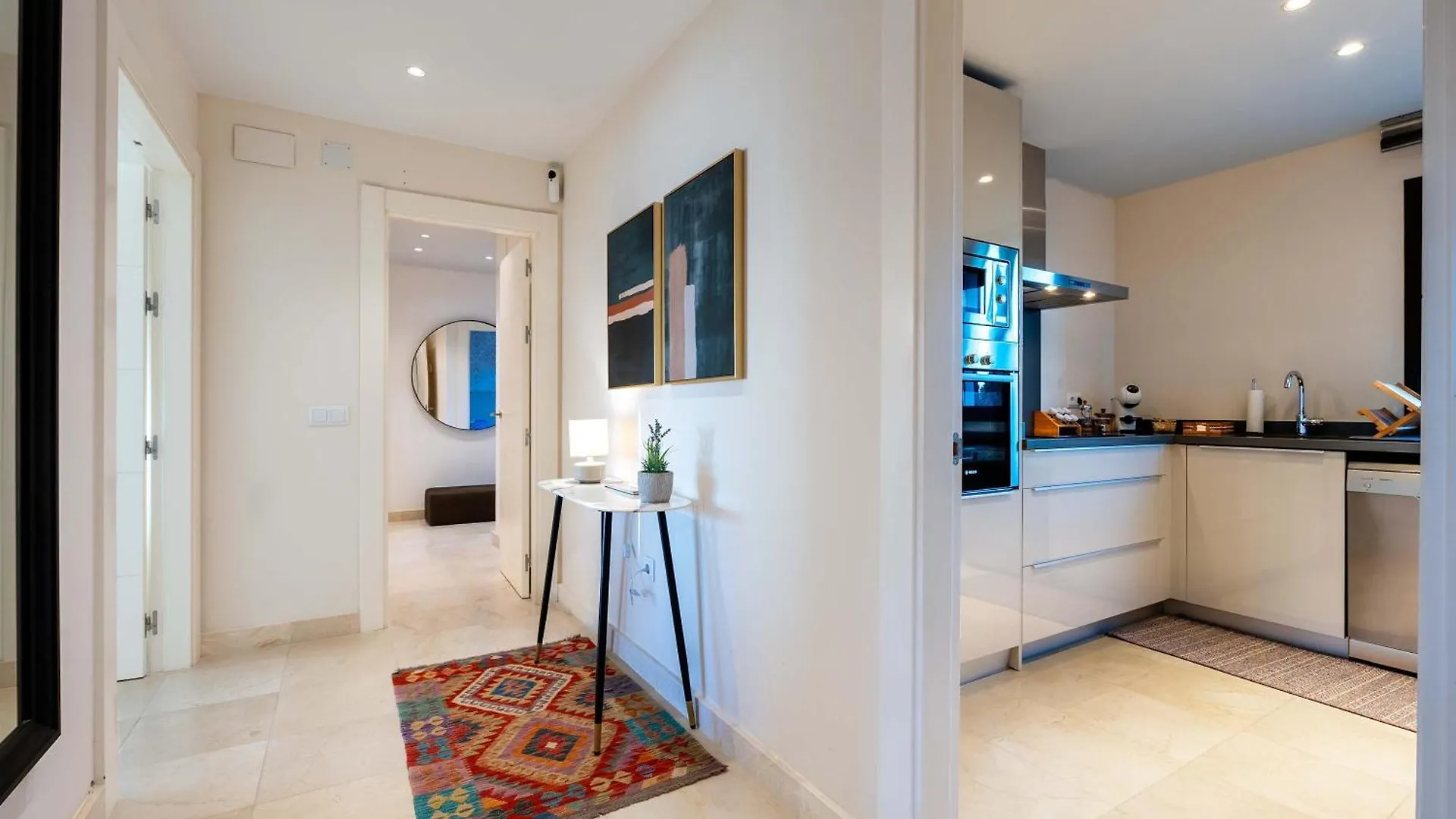 Luxury Escape - Los Flamingos Golf Retreat Estepona