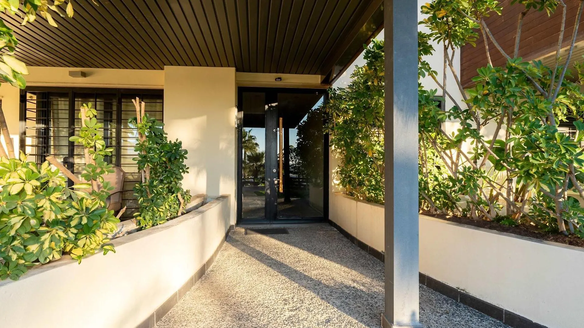 Apartment Luxury Escape - Los Flamingos Golf Retreat Estepona